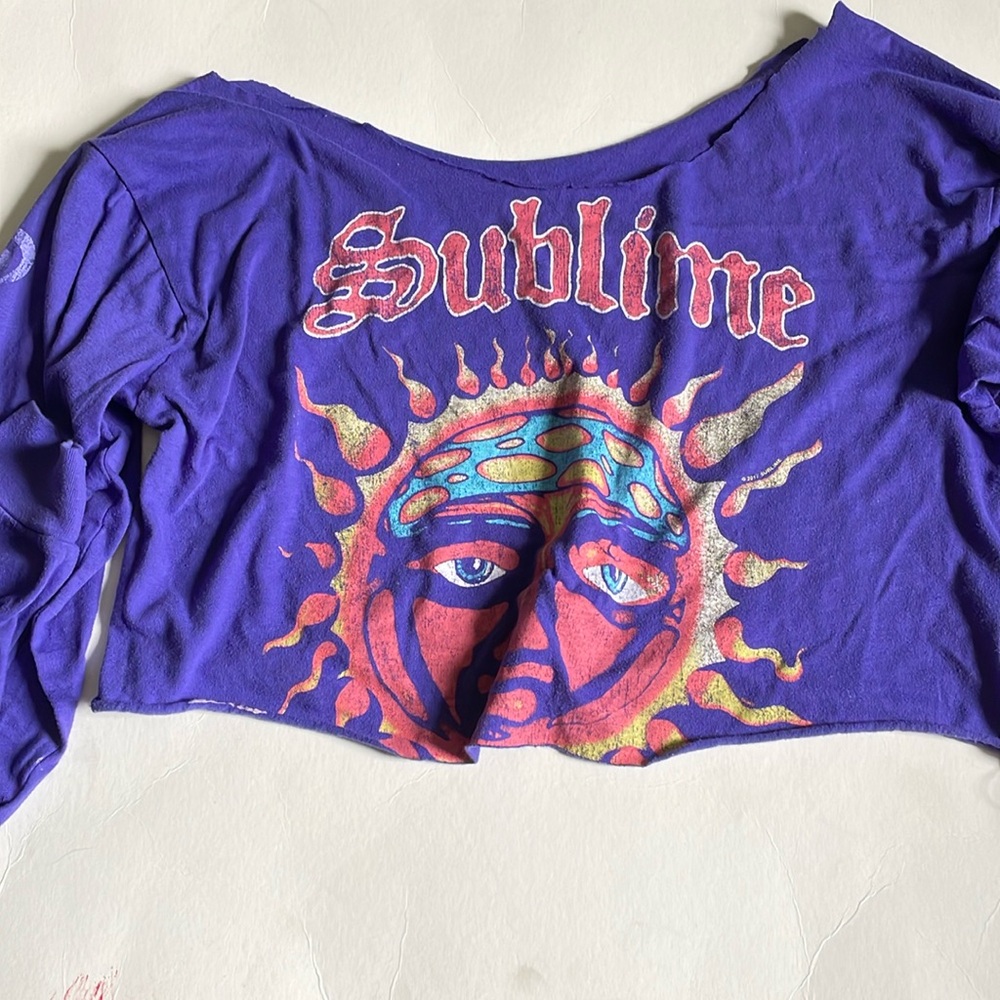 Sublime off the shoulder crop